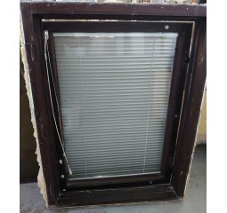 Dřevěné okno 1095x1374 mm, levé